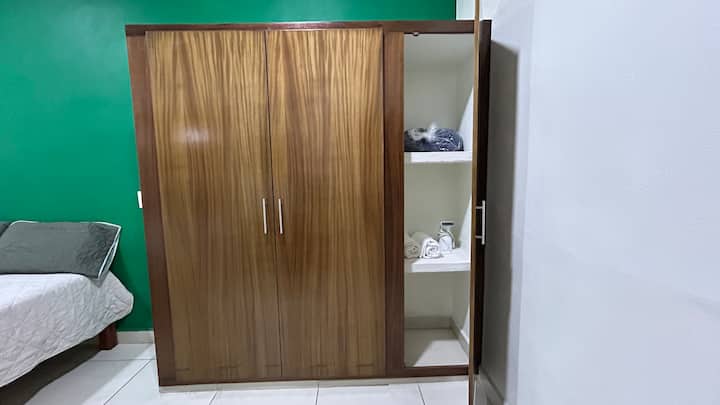 Спалня 2
