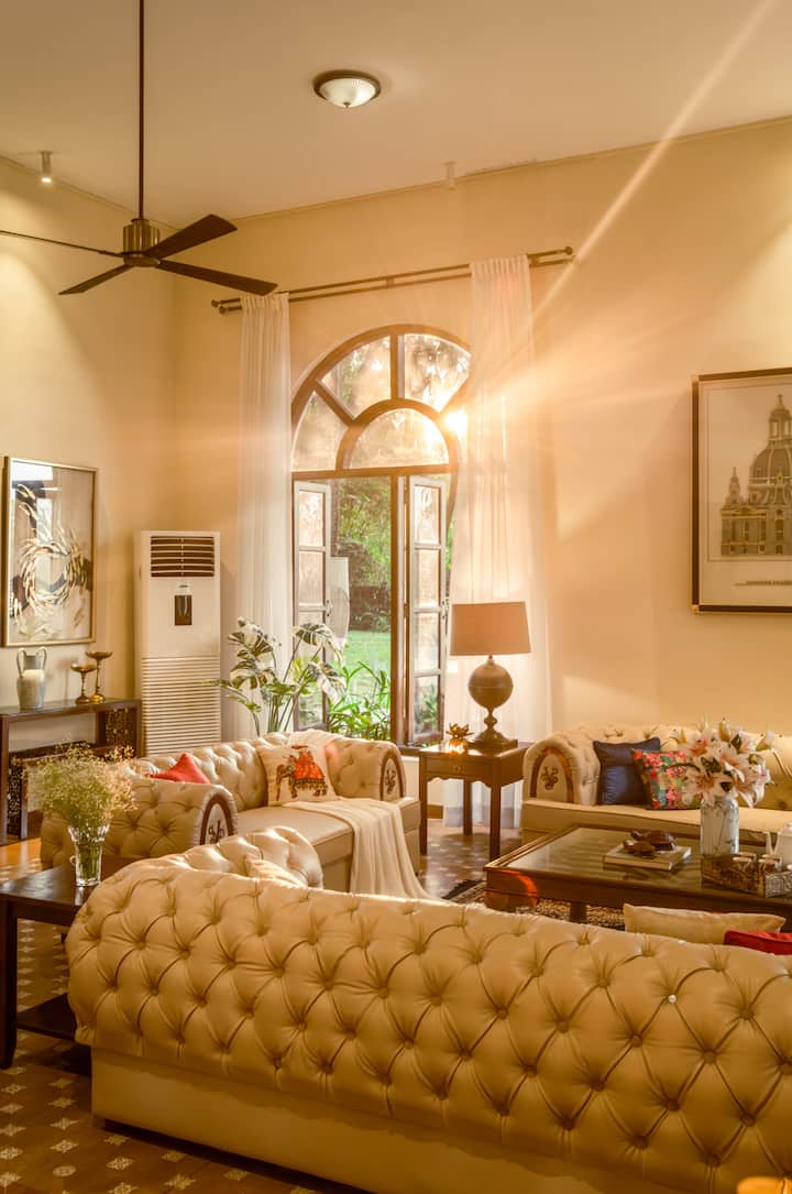 Living room image 2