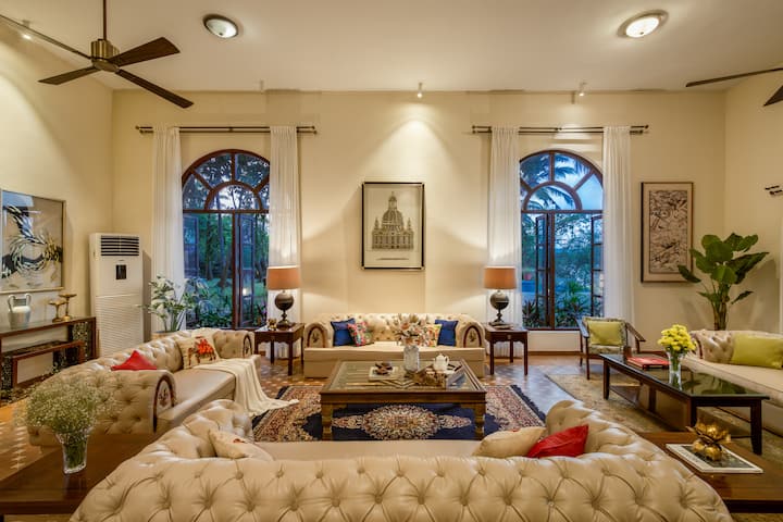 Living room image 1