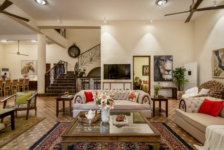 Living room image 11