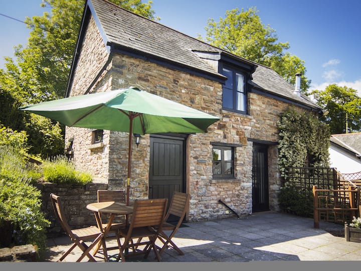 The Granary, Nr Huntsham - Tiverton, RI