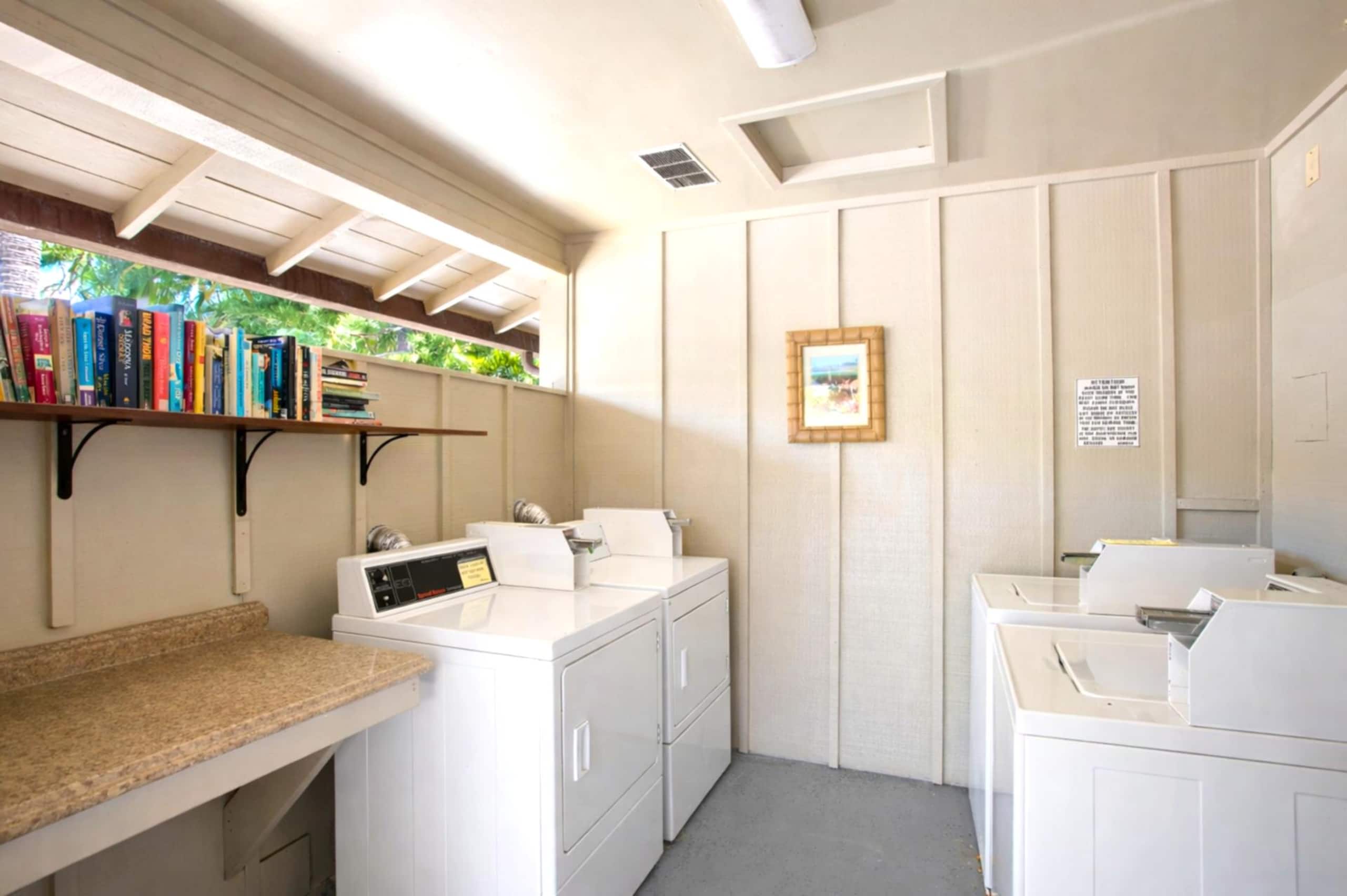 Condo in Lahaina · ★5.0 · 1 bedroom · 1 bed · 1 bath - Image 10