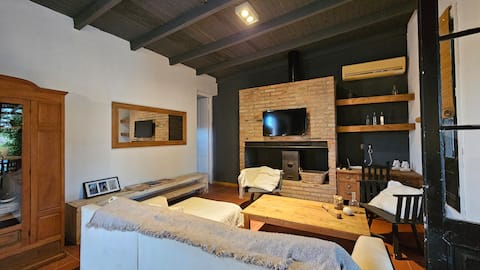 Successful Airbnb property: Quinta House in Arroyo Leyes. Santa Fe in Santa Fe