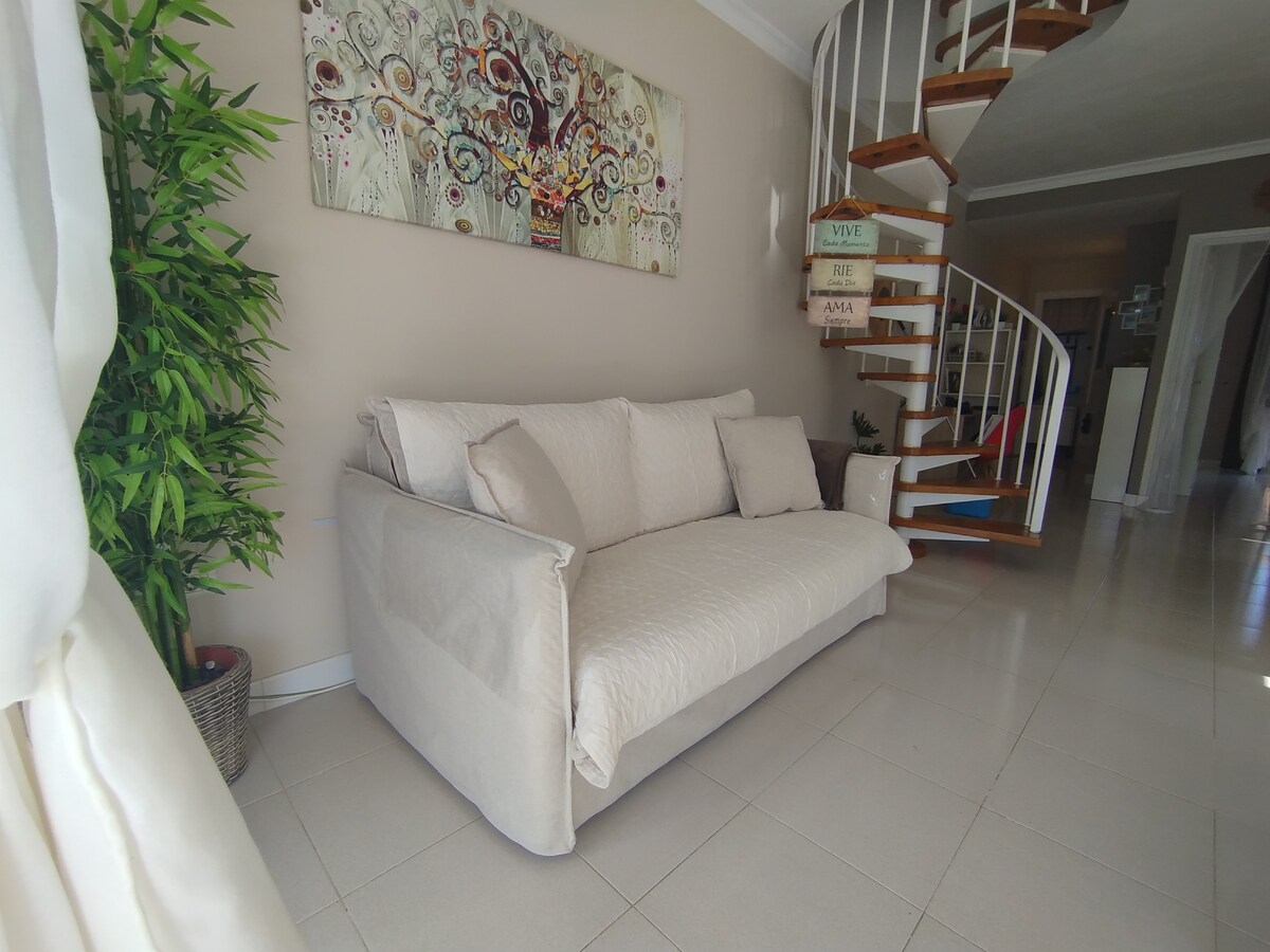 Top performing Airbnb: Luminoso apartamento in San Miguel De Abona