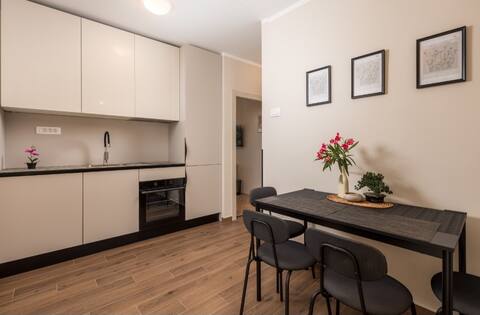 Successful Airbnb property: Seaview Garden Premium app 4 in Mjesni Odbor Draga
