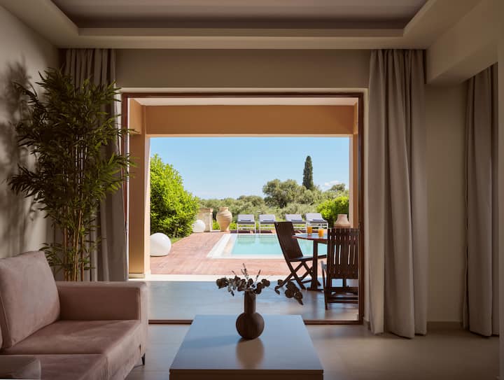 Two-bedroom Villa With Private Pool & Sea View - Zakynthos