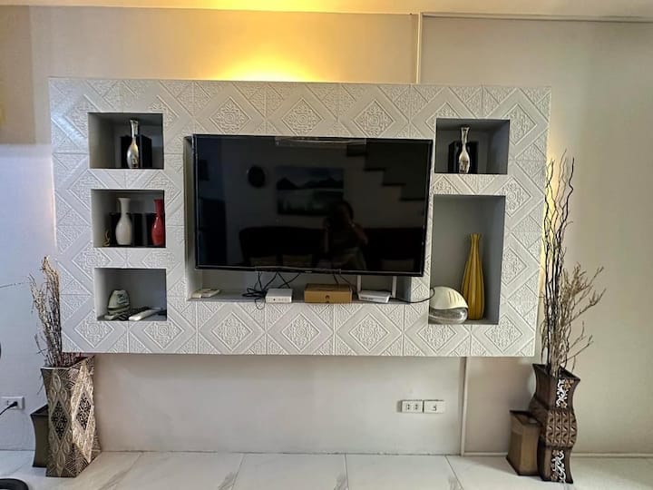 Townhouse Mellow Yellow D#220 3storey 120sqm - Batangas