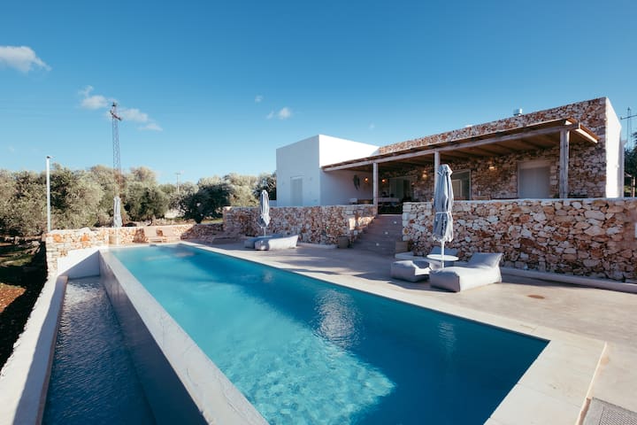 Dream villa with private whirlpool, pool and sauna