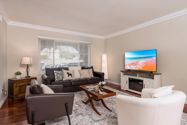 20% Off Monthly | Fully Furnished | Moderm Comfort - Chino Hills, CA