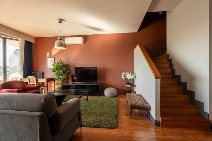 Duplex 2 Bedroom Apt in Taksim gallery image 2