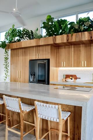 Lighthouse Beach Retreat gallery image 3