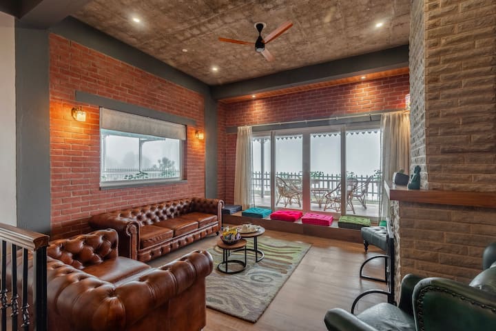 Elivaas 9bhk, Gazebo, Patio, Bonfire W/ Views - Kasauli