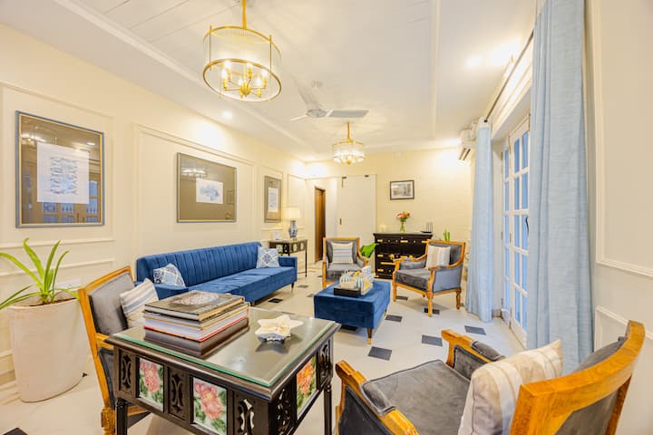 Living room image 2
