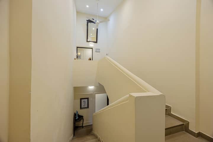 Living room image 9