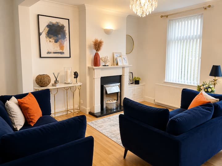 New! Charming Home & Garden | 5-min Walk To Town - Abergavenny