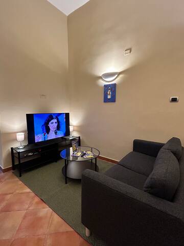 Ferrigni 33 gallery image 3