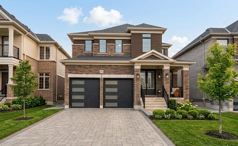 Spacious 4BR House | Golf • Spa • Private & Serene