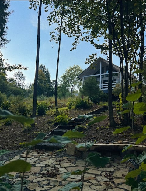 Zhary House