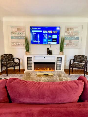 Cozy House on Beautiful Summit Ave! gallery image 5