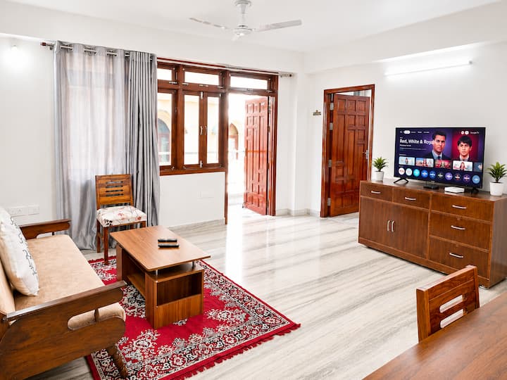 Nirmal Heights 101: Modern 2BHK | AC WiFi Parking