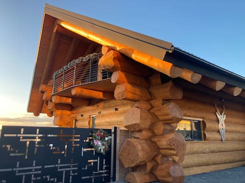 Amia Chalet