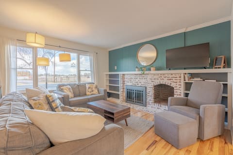 Popular Airbnb listing: Peaceful Retreat near Old Town, Venues, & Nature in Fort Collins