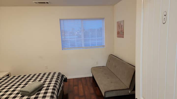 Rozkladacia pohovka s dĺžkou 1,35m