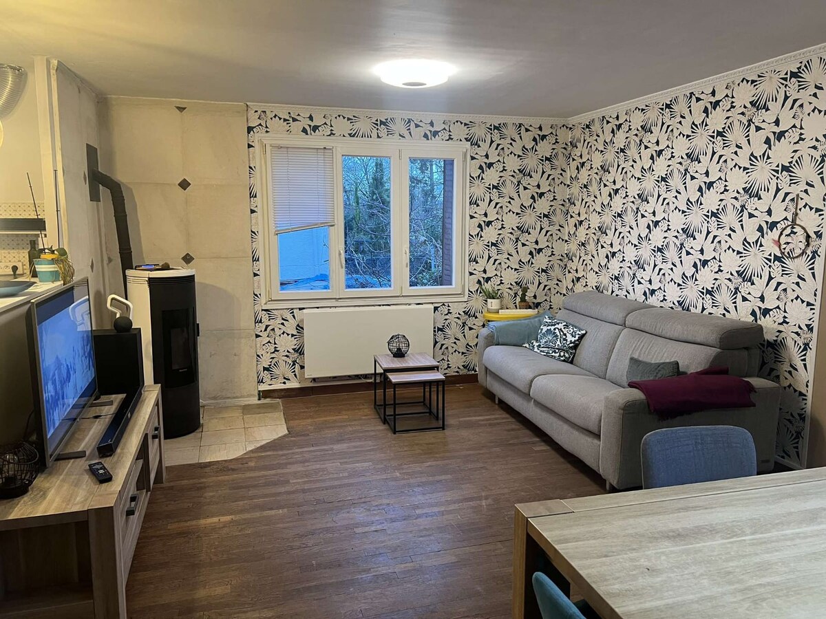 Popular Airbnb listing: quiet house in Jouvence