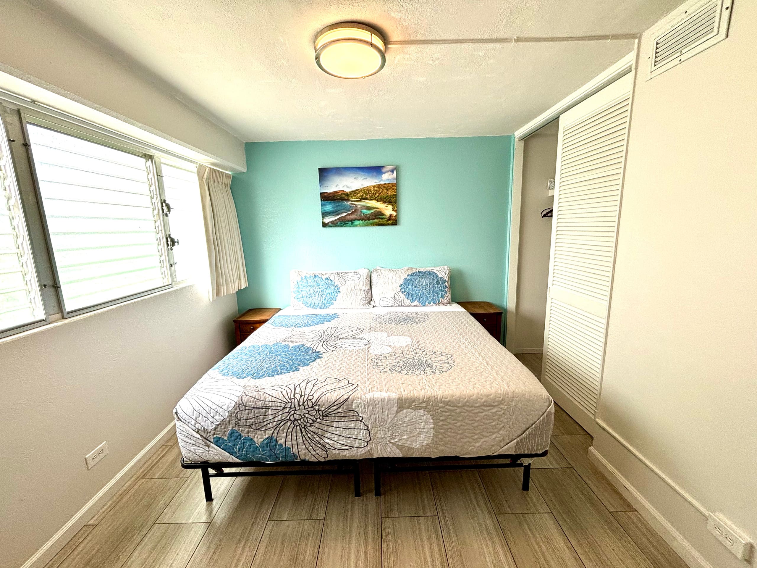 Waikiki 2-bedroom FREE parking/kitchen 207 - Image 14