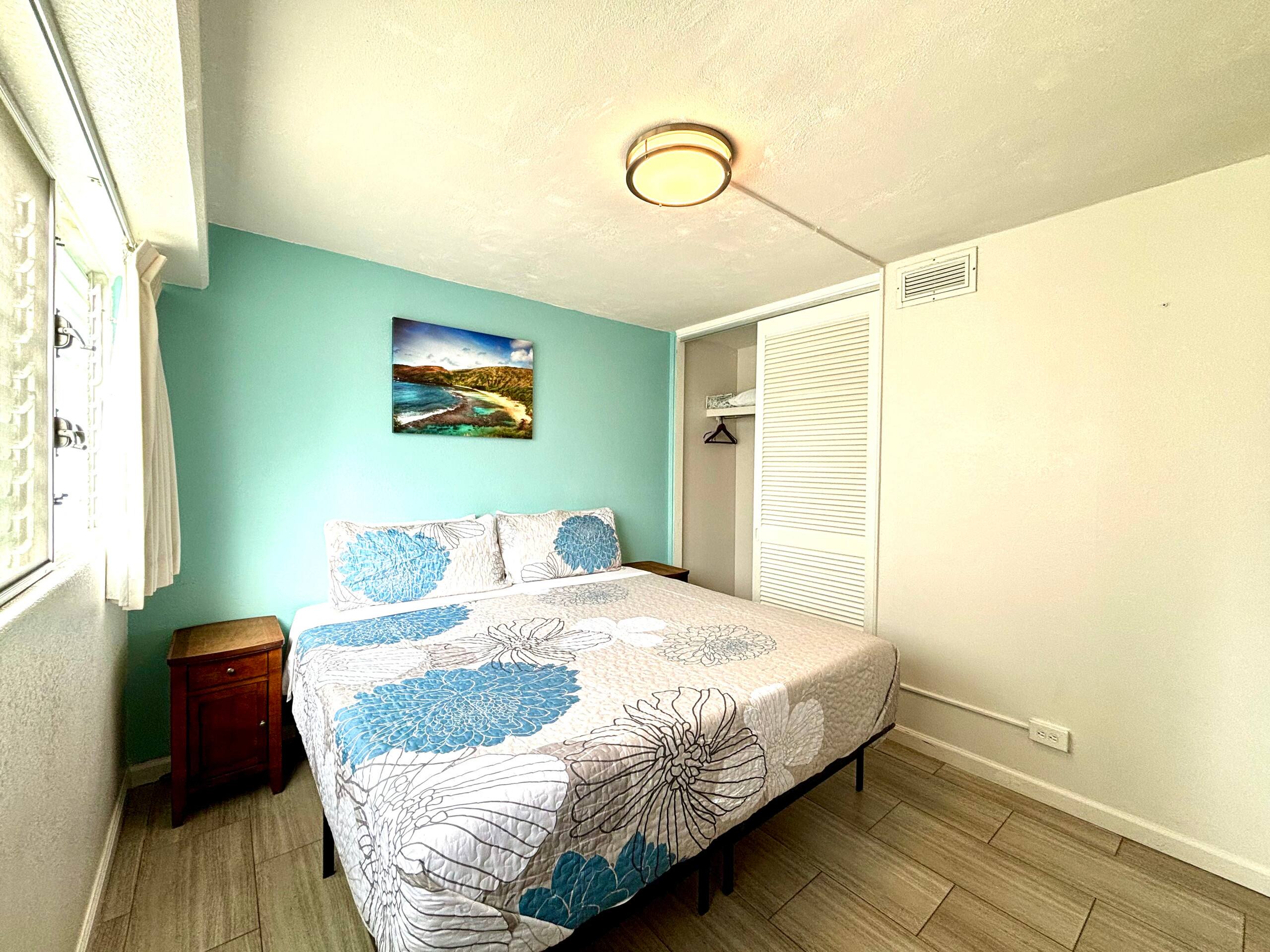 Waikiki 2-bedroom FREE parking/kitchen 207 - Image 15