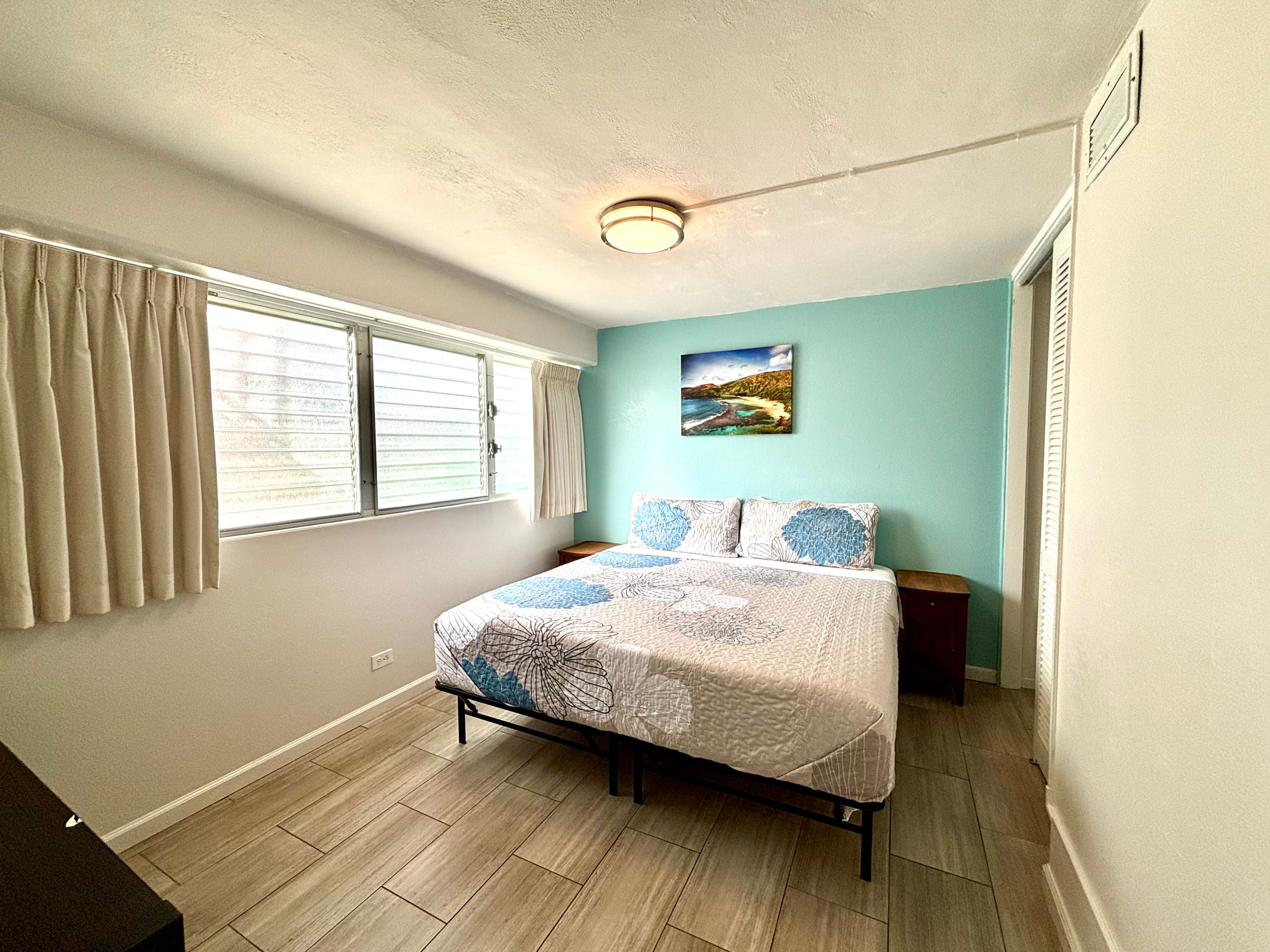 Waikiki 2-bedroom FREE parking/kitchen 207 - Image 16