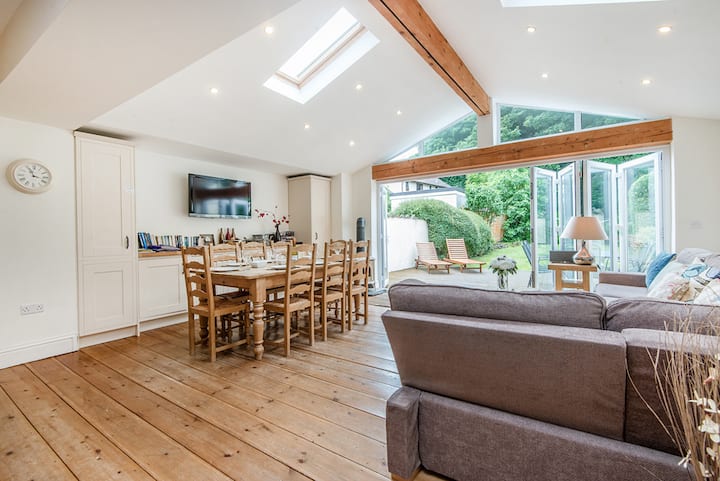 3 The Glen - Tenby