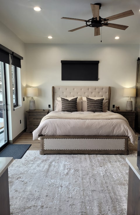 Top Airbnb: 2 Bedroom Luxury Private Suite in Silverthorne