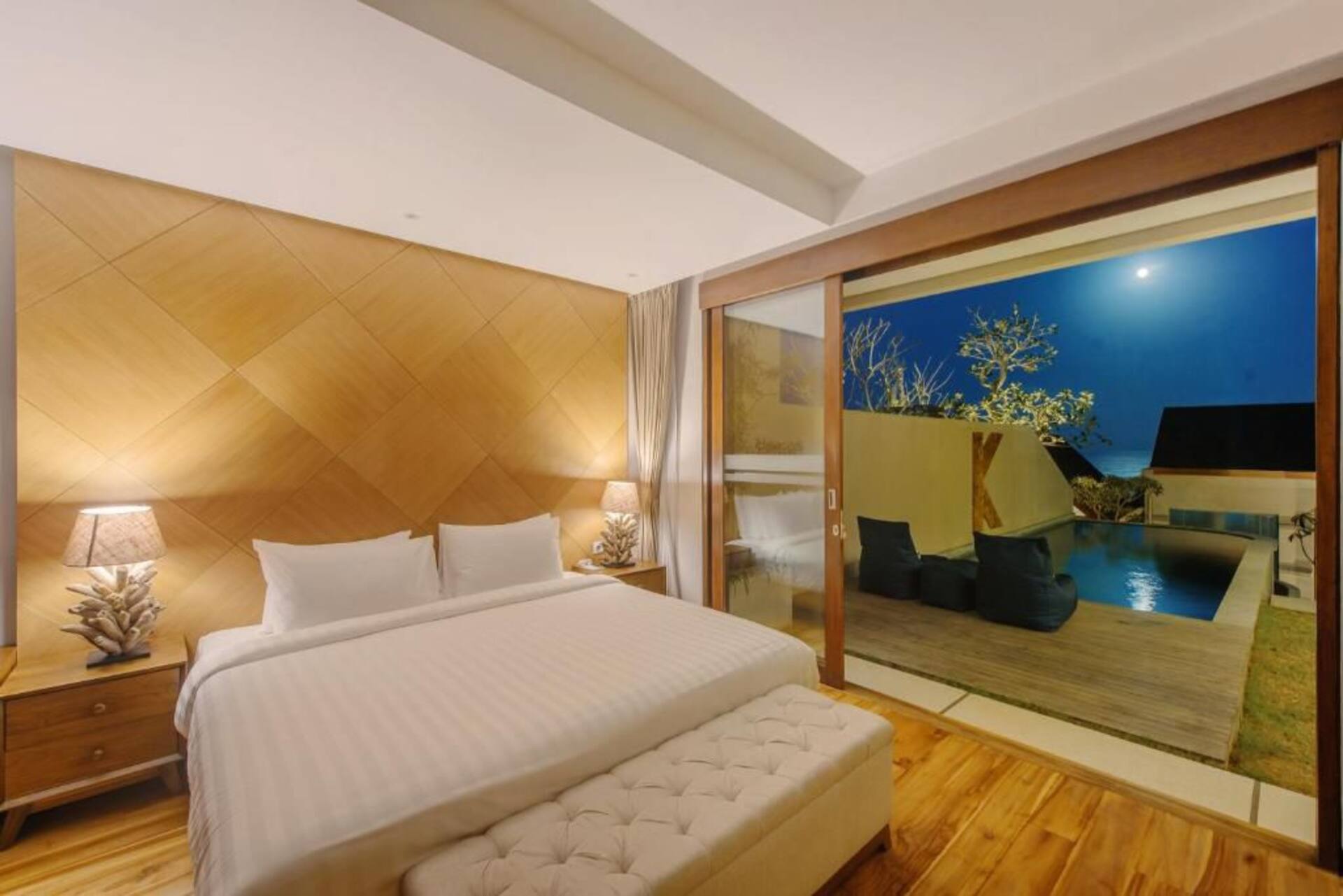 Spacious Coastal Retreat 3 Bedroom Private Villa in Nusa Dua 2
