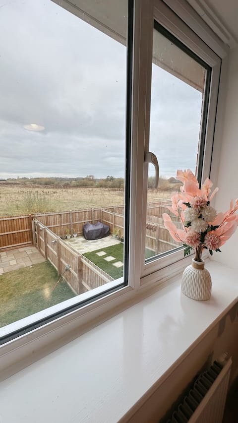 “Sandbach 3-Bedroom Escape”