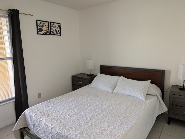 เตียงควีนไซส์