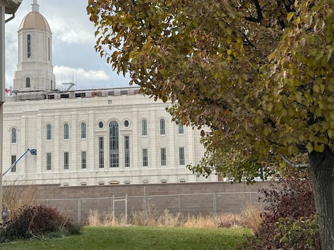 Hot Tub/ Theater/game Room sleeps 16