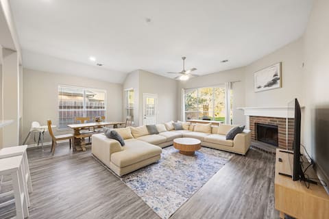 Top performing Airbnb: Cozy 3B2b home near Katy in Addicks Park Ten