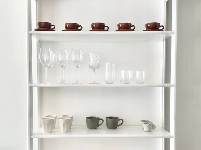 Summer cottage in the city gallery image 5