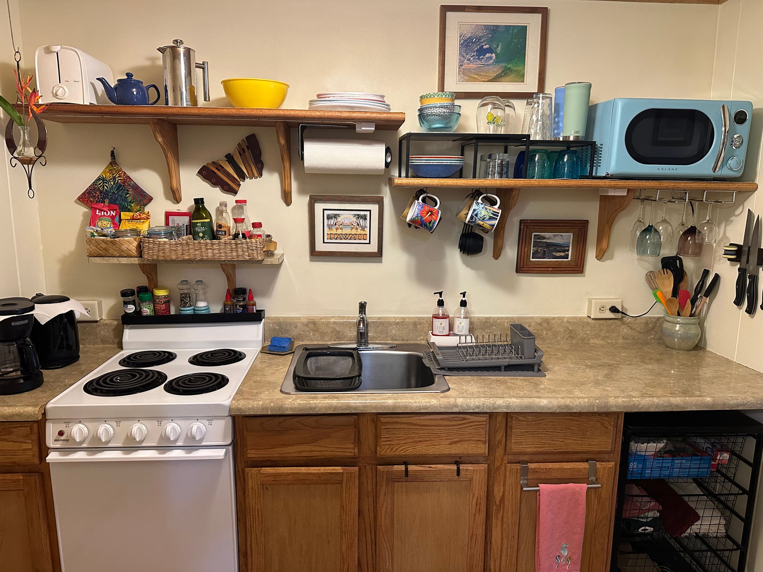 Condo in Kailua-Kona · ★4.84 · Studio · 1 bed · 1 bath - Image 3