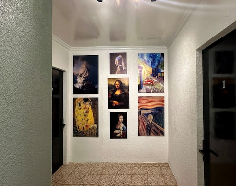 Entire Beachside Guesthouse (3 to 9 Pax)