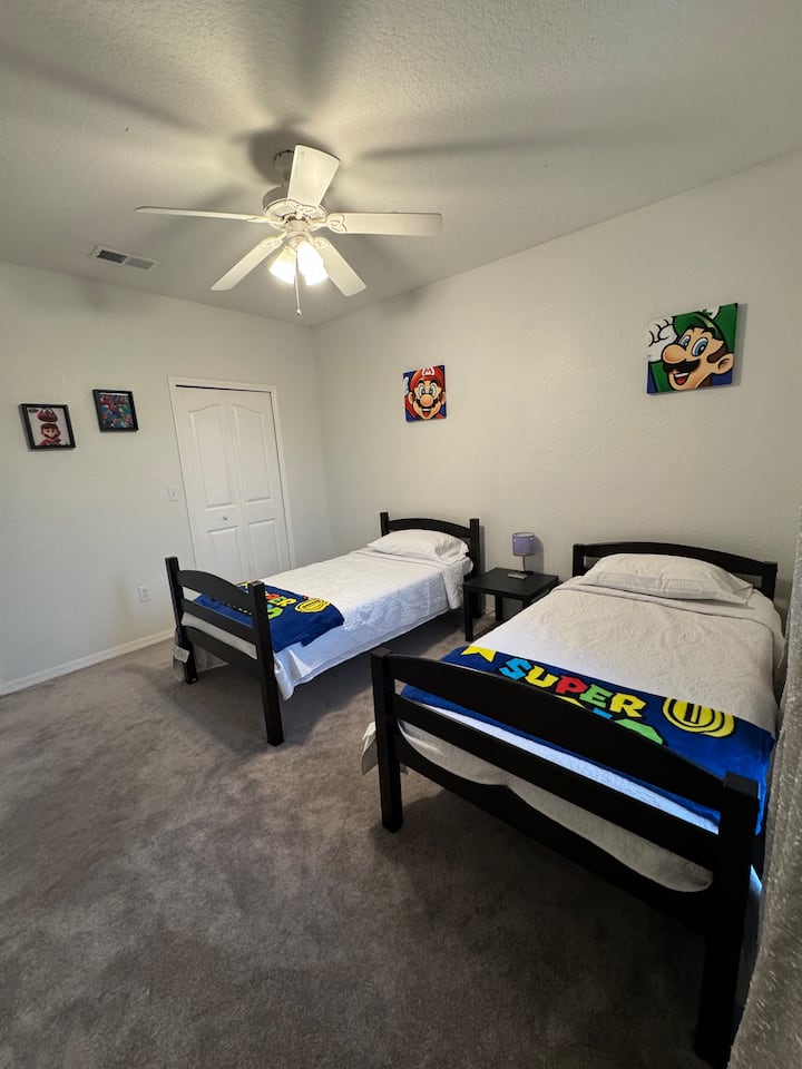 საძინებელი 1