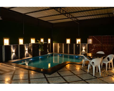 Prithvi Stays -A
Premium 4BHK Villa for staycation