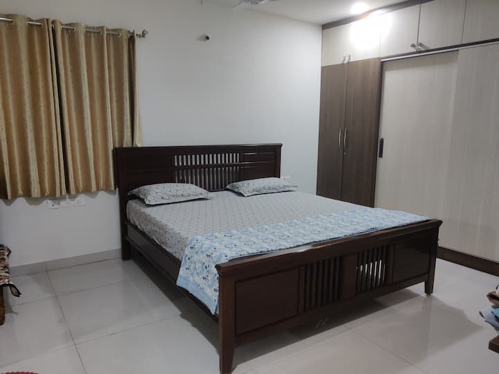 ไม่มีเครื่องปรับอากาศพร้อมห้องน้ำในตัว 3