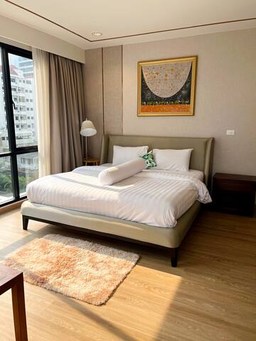 401: Luxury 4Beds 4BA High Ceiling, City/Pool View gallery image 2