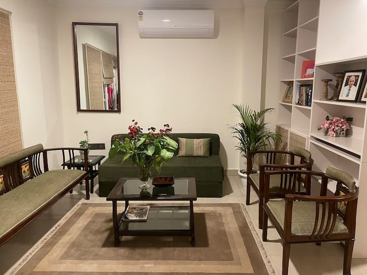 Safe Bright Comfy Well Located - New Delhi