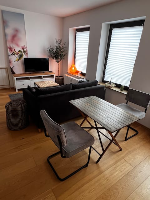 Popular Airbnb listing: Apartment with Heart Cologne-Deutz in Deutz