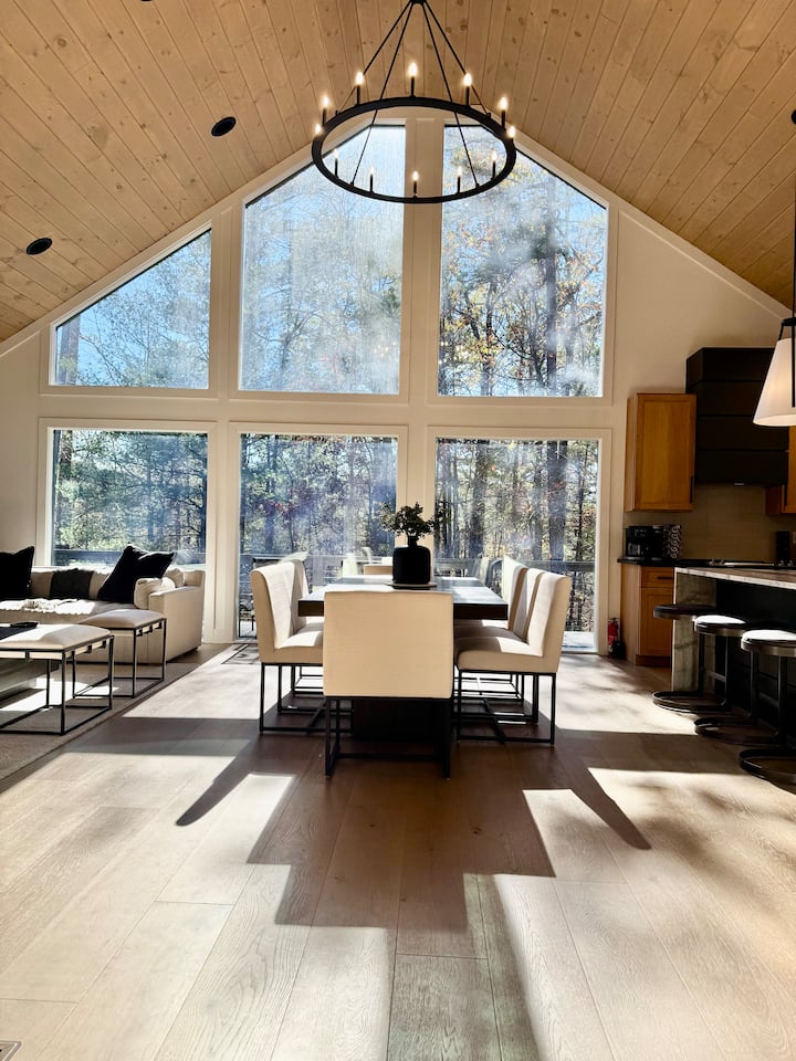 New! Modern Cozy Family Cabin With Hot Tub - Georgia