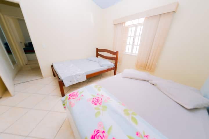 2 tweepersoonsbedden!