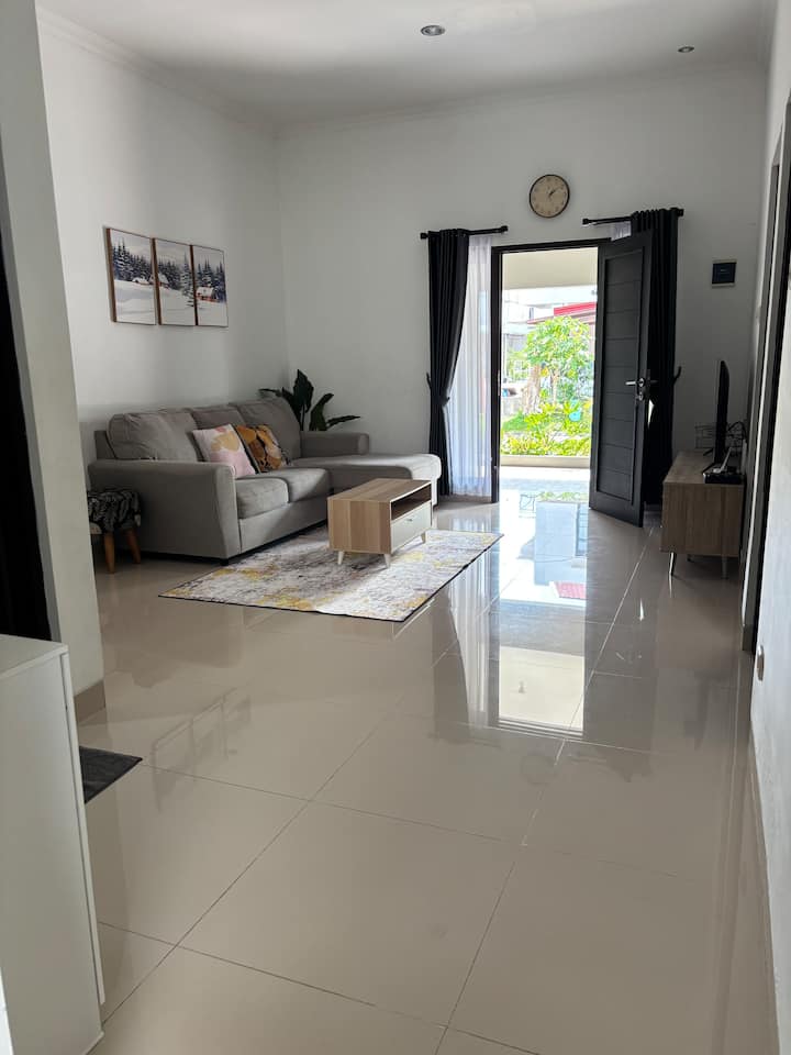 მისაღები ოთახი